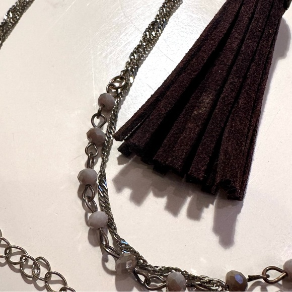softly Understated Necklace EUC w/ Faceted beads, antique gold chain, leather … - Picture 5 of 8